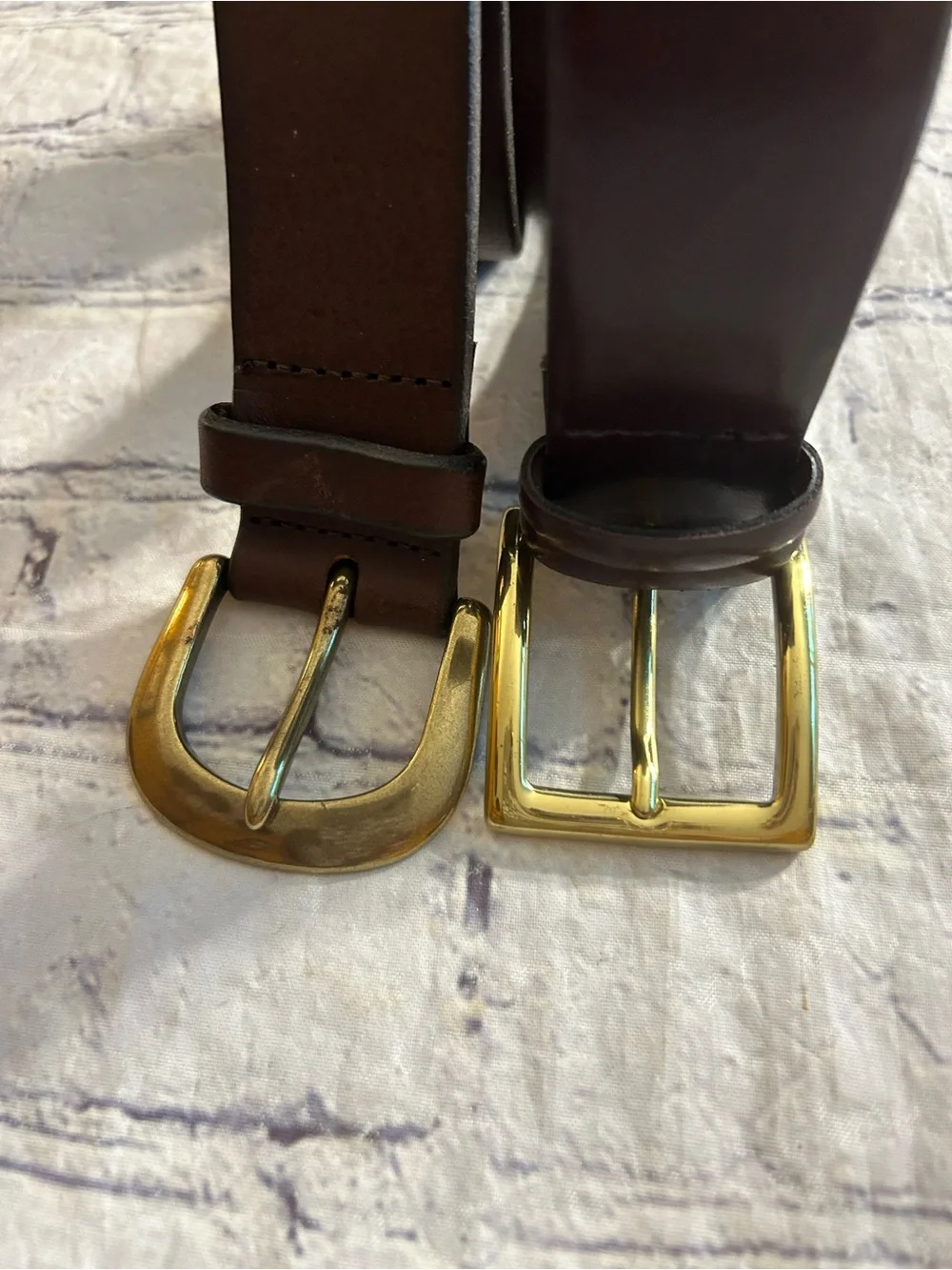 EDDIE BAUER VTG BROWN GOLD TONE BUCKLE XL & BROWN LEATHER GOLD TONE BUCKLE 42